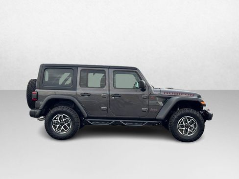 Used 2024 Jeep Wrangler Unlimited Rubicon w/ Convenience Group image 2