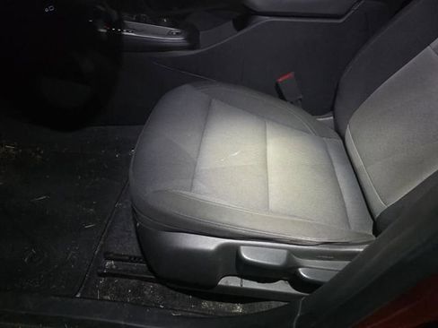 Used 2024 Chevrolet Trax LS w/ LS Convenience Package FWD image 5