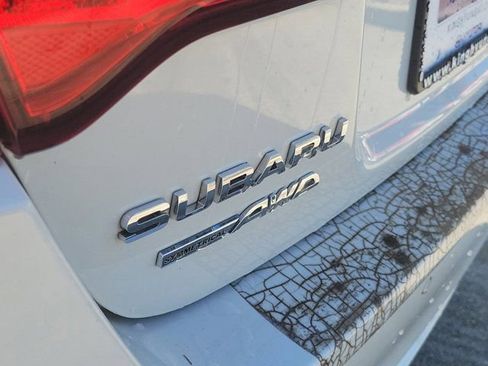 Used 2017 Subaru Legacy 2.5i Limited image 6