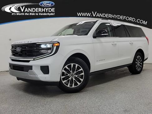 Used 2025 Ford Expedition Max Platinum AWD/4WD image 1