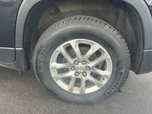 Used 2018 Chevrolet Traverse LT w/ LPO, Floor Liner Package image 22