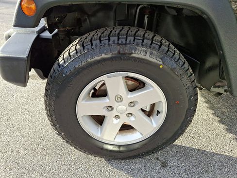 Used 2016 Jeep Wrangler Unlimited Sport w/ Quick Order Package 23S image 11