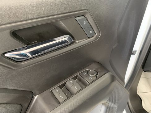 New 2024 Chevrolet Colorado LT w/ LT Convenience Package III image 19