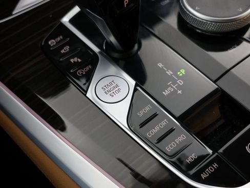 Used 2023 BMW X5 M50i w/ Climate Comfort Package image 19