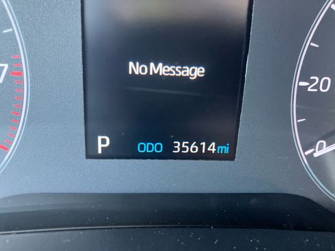 Used 2025 Toyota Corolla LE FWD image 15