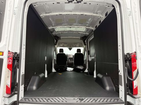 New 2026 Ford Transit 150 148 Medium Roof w/ Load Area Protection Package image 12