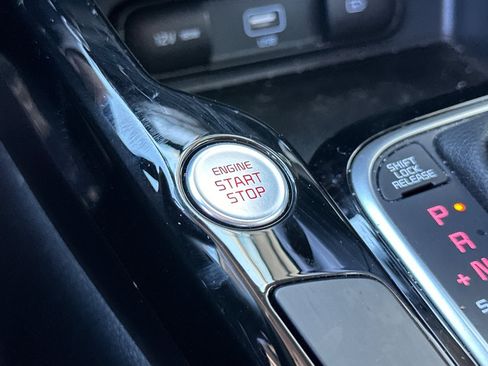 Used 2022 Kia Soul X-Line FWD image 24