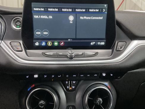 Used 2025 Chevrolet Blazer LT image 16