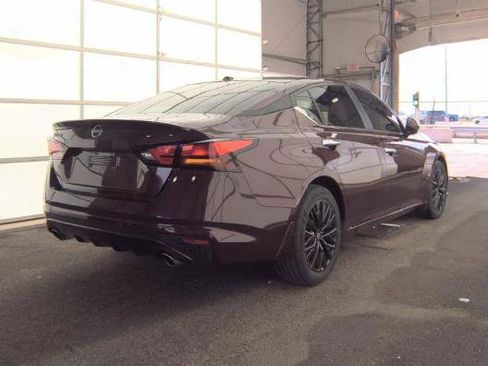 Used 2025 Nissan Altima 2.5 SV w/ SV Special Edition Package FWD image 4