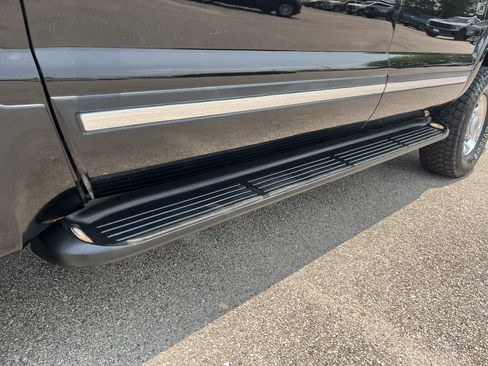 Used 2003 Ford Excursion Limited AWD/4WD image 9