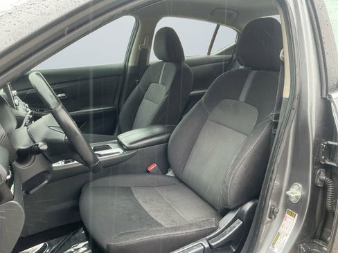 Used 2022 Nissan Sentra SV image 9