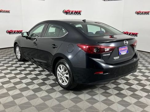Used 2014 MAZDA MAZDA3 i Touring w/ Technology Package FWD image 6
