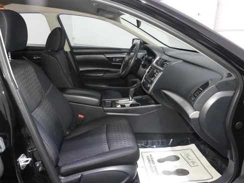 Used 2017 Nissan Altima 2.5 S w/ Power Driver Seat Package FWD image 21