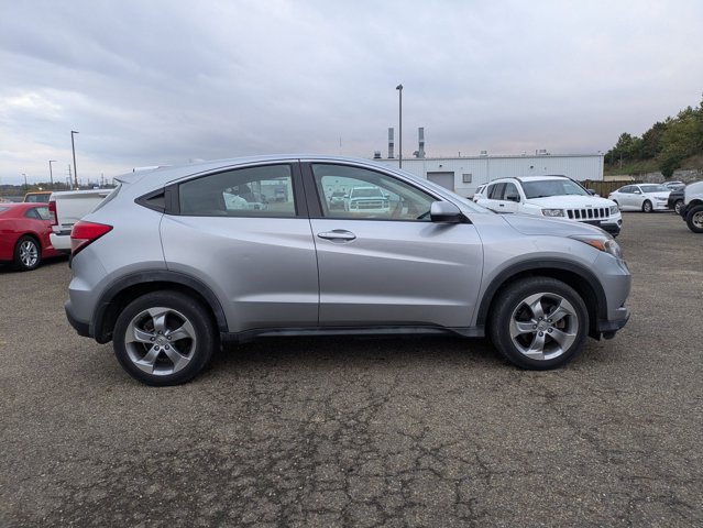 Used 2018 Honda HR-V LX image 4