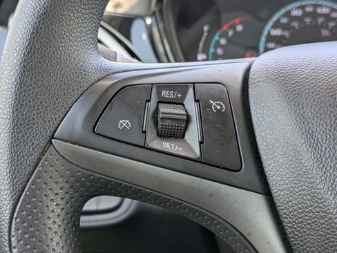 Used 2020 Chevrolet Spark LT w/ Spark Special Edition FWD image 36