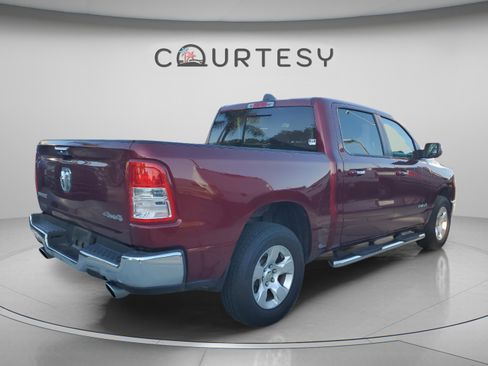 Used 2020 RAM 1500 Big Horn AWD/4WD image 3