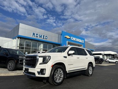 Used 2022 GMC Yukon SLT w/ SLT Premium Package