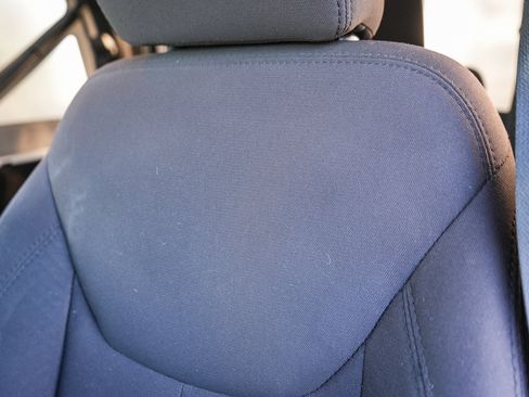 Used 2015 Jeep Wrangler Sport image 22