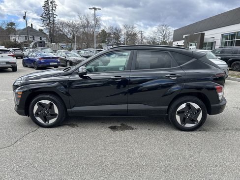Certified 2024 Hyundai Kona SEL FWD image 8