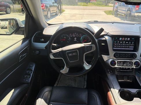 Used 2017 GMC Yukon SLT RWD image 33