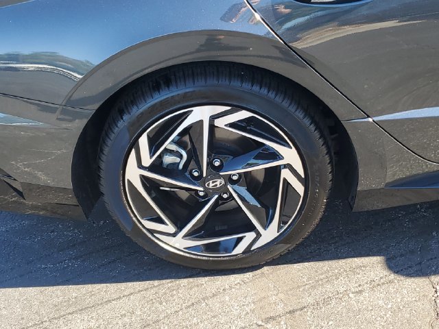 Certified 2026 Hyundai Sonata SEL FWD image 5