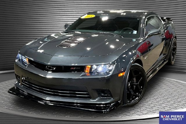 Used 2015 Chevrolet Camaro Z/28 RWD image 1