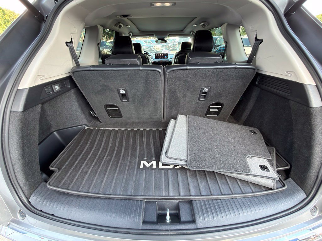 Used 2024 Acura MDX w/ Technology Package AWD/4WD image 12