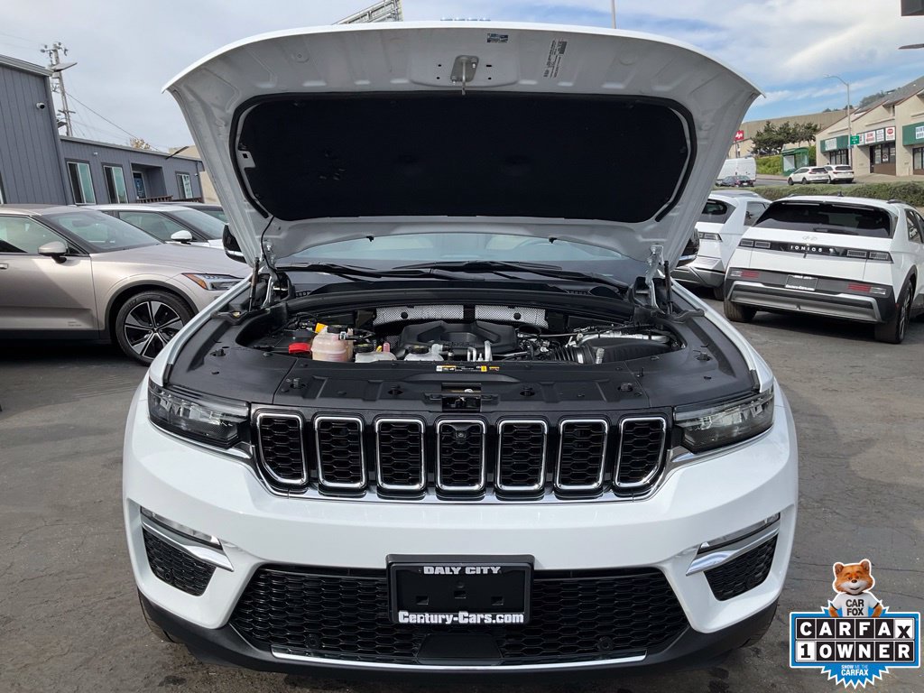 Used 2023 Jeep Grand Cherokee 4WD 4xe w/ Luxury Tech Group II image 15