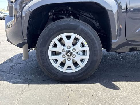 Used 2025 Toyota Tacoma SR5 image 11