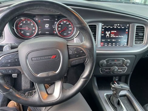 Used 2019 Dodge Charger SXT w/ Plus Group image 13
