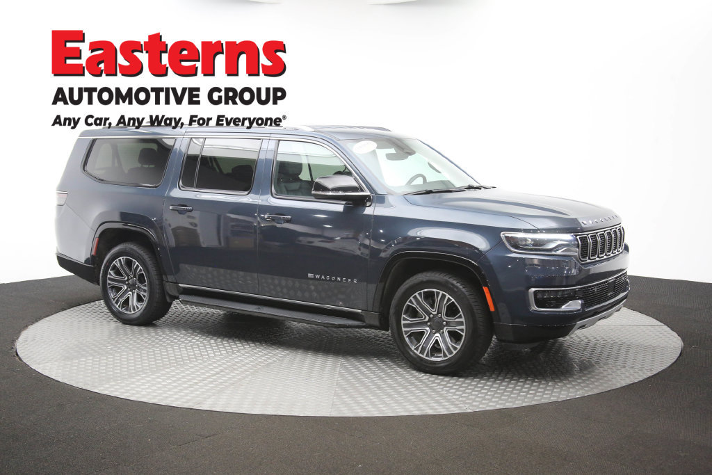 Used 2024 Jeep Wagoneer L Series II w/ Flexible Seating Group RWD image 55