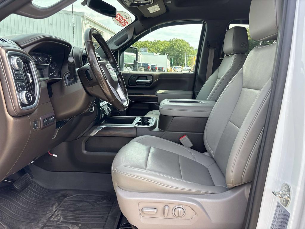 Used 2022 GMC Sierra 2500 SLT w/ SLT Convenience Package AWD/4WD image 12