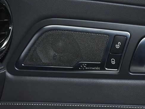 Used 2018 Mercedes-Benz AMG GT Roadster image 36