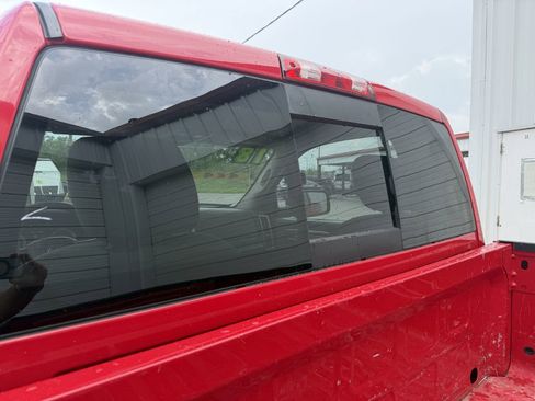 Used 2018 RAM 2500 SLT w/ Snow Chief Group AWD/4WD image 22