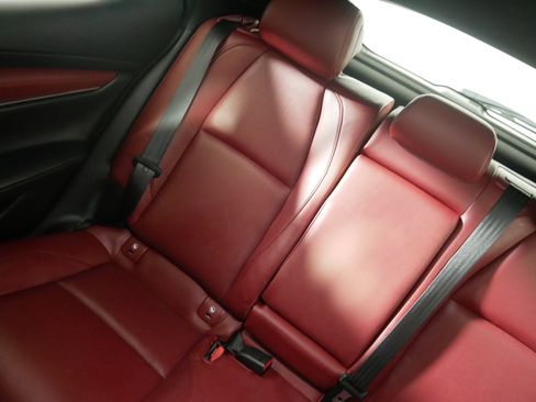 Used 2021 MAZDA MAZDA3 s image 12