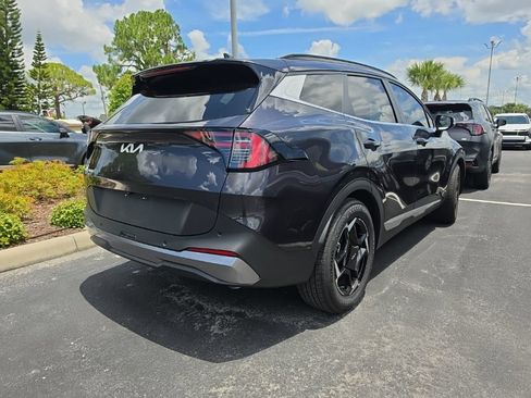 Certified 2026 Kia Sportage EX w/ EX Panorama Roof Package FWD image 16