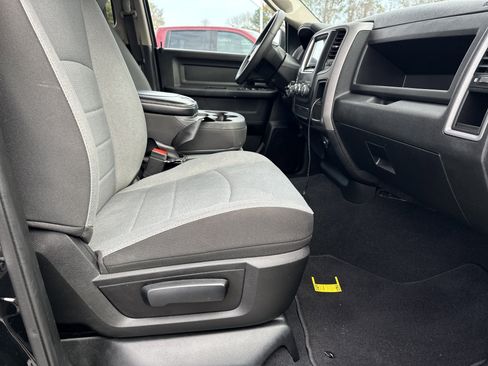 Used 2021 RAM 1500 Tradesman w/ Tradesman SXT Package image 16