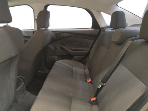 Used 2017 Ford Focus S image 18