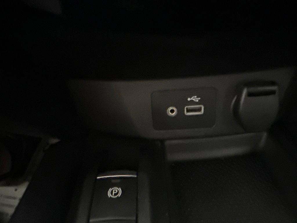 Used 2020 Nissan Rogue SV w/ Premium Package AWD/4WD image 22