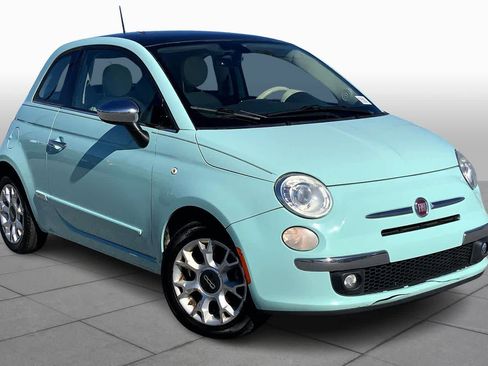 Used 2017 FIAT 500 Lounge image 2