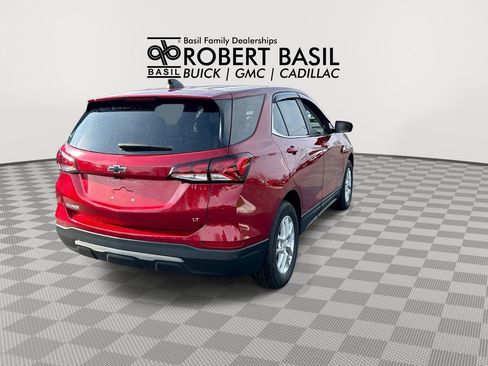 Used 2024 Chevrolet Equinox LT FWD image 8