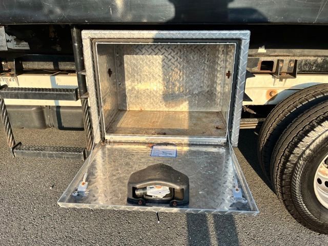 Used 2017 Mercedes-Benz Sprinter 3500 image 20