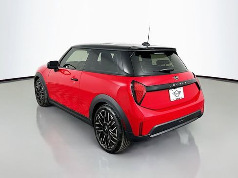 Certified 2025 MINI Cooper S image 7