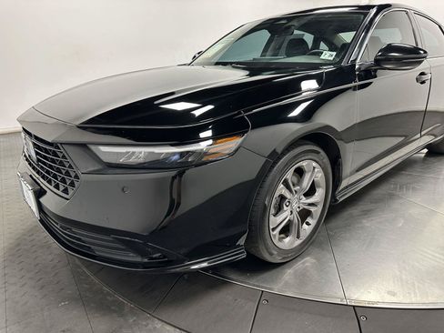 Certified 2023 Honda Accord EX-L image 7