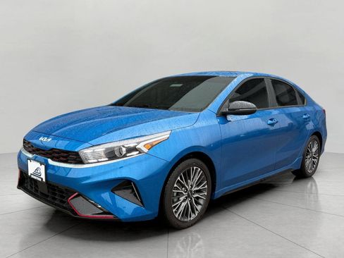 Used 2022 Kia Forte GT-Line w/ GT-Line Premium Package image 6