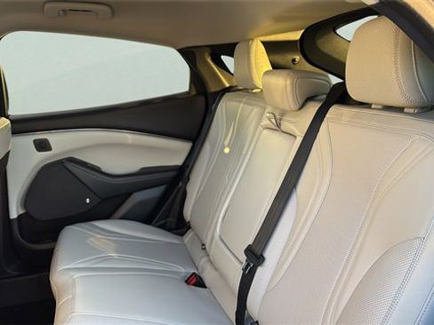 Used 2021 Ford Mustang Mach-E Premium image 23