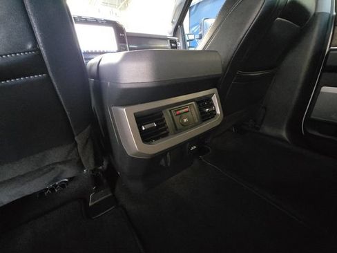 Used 2024 Ford F350 Lariat w/ FX4 Off-Road Package AWD/4WD image 28