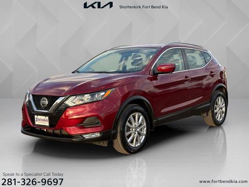 Used 2021 Nissan Rogue Sport SV w/ Technology Package image 1
