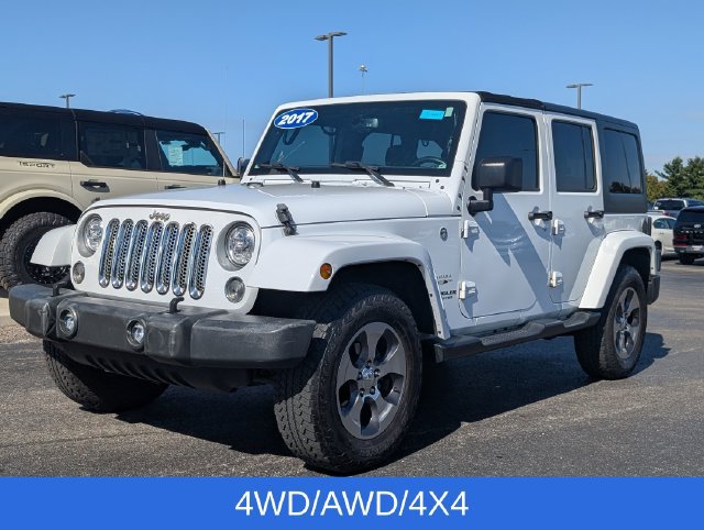 Used 2017 Jeep Wrangler Unlimited Sahara w/ Max Tow Package AWD/4WD image 4