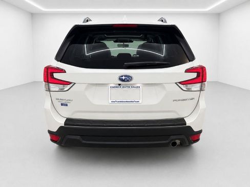 Used 2023 Subaru Forester Premium AWD/4WD image 4
